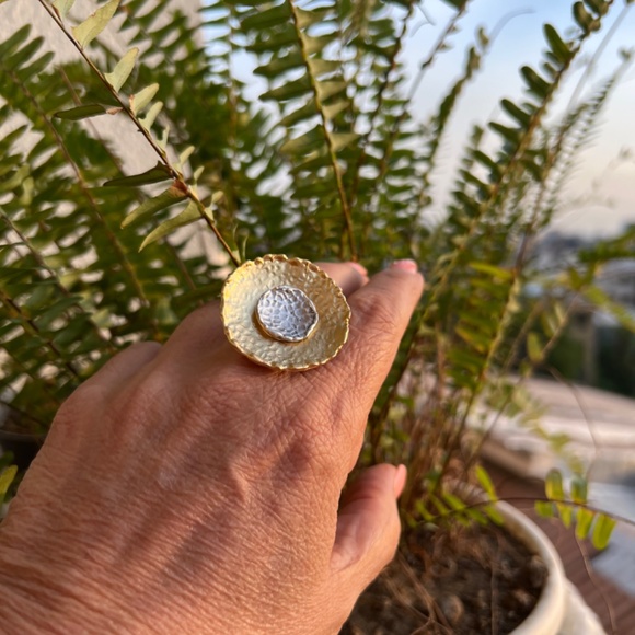 Ring - Picture 4 of 4